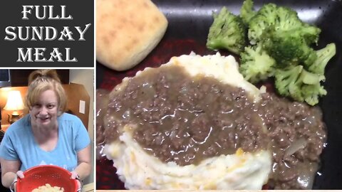 SUNDAY MEAL | Easy Hamburger Gravy over Homemade Mashed Potatoes | ONE SKILLET MEAL