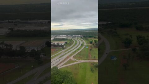 Aterrissando no Aeroporto Internacional de Brasília