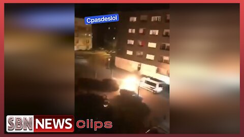 French Police Van Hit With Molotov Cocktail in 'No-Go Zone' Ambush - 5814
