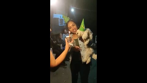 Festejando el cumpleaños de mi perrita