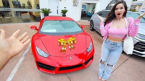 SURPRISING MY WIFE HER DREAM CAR !!!