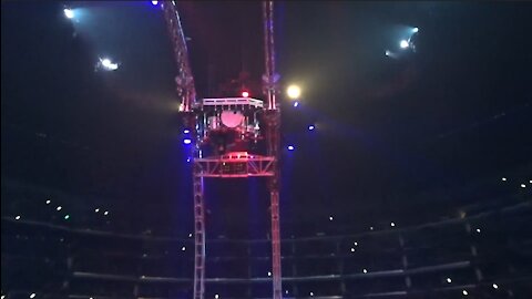 Tommy Lee's 360 Drum Rollercoaster Breaks Video