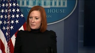 Reporter to Psaki: Is Biden's Vaccine Mandate Undermining His Own Legislation?