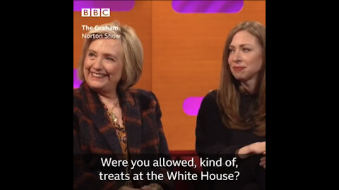 TSVN235 1.2022 Graham Norton Show With Hillary And Chelsea Clinton Discussing Pizza