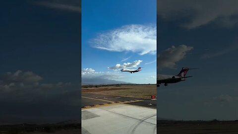 Hawaiian Boeing 717-200 Landing Maui #hawaii #maui #boeing