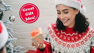 17 Gift Ideas For A Photographer Or Content Creator