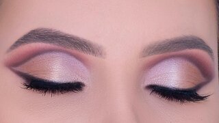 Soft Glamorous Cut Crease Tutorial for the Holiday's | Holiday Makeup