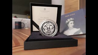 Her Majesty Queen Elizabeth II 2022 UK £5 Silver Proof Piedfort Coin