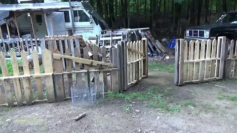 Stabilizing My Pallet Wood Picket Fence & Gates