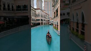 A Friday Afternoon At Venice Grand Canal Mall, Taguig City