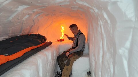 Shelter dug out 10ft DEEP in snow - SOLO CAMPING SURVIVAL SHELTER BUILT IN SNOW DURING STORM