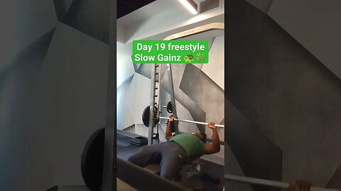 Slow Gainz Ep. 19...I promise there's more than 45lbs. on that barbell 🤣💪🏿 #gymbro #freestylerap