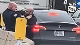 New York drivers fistfight while stuck at traffic light during upstate road rage brawl: 'Some s—t out of GTA'