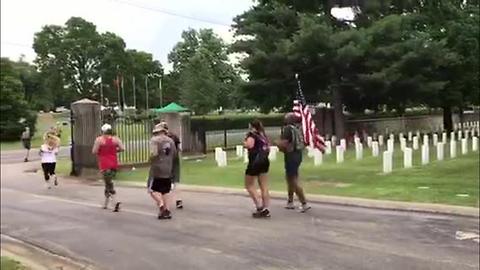 Shepherd's Men Run Through Nashville For Veterans