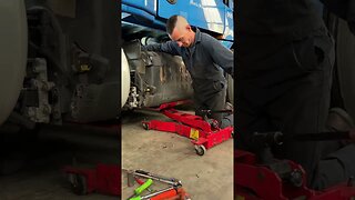 Removing Detroit one box using the transmission jack #mechanic #onebox #dieselrepair