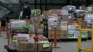 Grocery Distribution Centers Say They Need More Workers