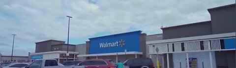 Walmart teams up with thredUP