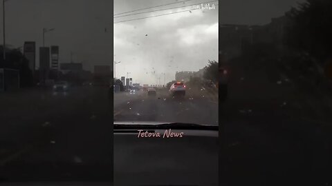 car vs tornado 🌪