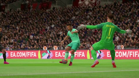 Fifa20 FUT Squad Battles - Eden Hazard scores from a brilliant team effort. Spanish Commentary
