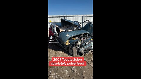 2009 Toyota Scion absolutely pulverized #crash