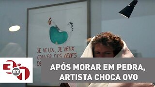 Planeta Madureira - Após morar em pedra, artista choca ovo