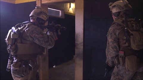 Force Recon Marines Practice Room Clearing Techniques