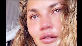 Chrissy Teigen tears up after therapy session