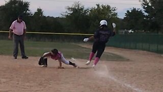 Amazing Play By First Baseman