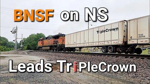 NS Triplecrown RoadRailer Peru Indiana