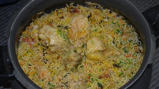 INDIAN FOOD - Chicken Biryani Muslim Style