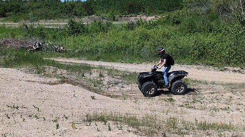 2024 Yamaha Grizzly 700 SE Jump!!