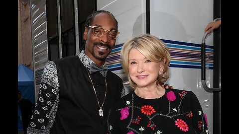 Besties….Martha Stewart & Snoop Dogg Out In Paris Living Their Best Lives!!!