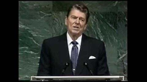 Presidenti Ronald Reagan deklaron në OKB mbi një "kërcënim nga Alienët" që do përjetojmë.