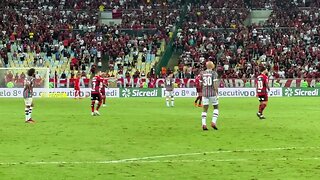 Gabigol provocando Marcelo durante FlaFlu - 16/05/2023