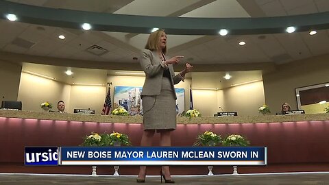 Lauren McLean makes history as she is sworn in for the office of Boise mayor