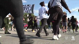 Demonstrators march in Florence in protest of Breonna Taylor ruling