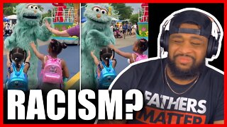 Sesame Place Rosita Character IGNORES Black Kids at Parade