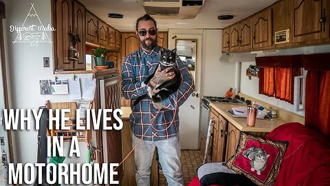 Man Lives Full time in RV and does Uber Eats for Money