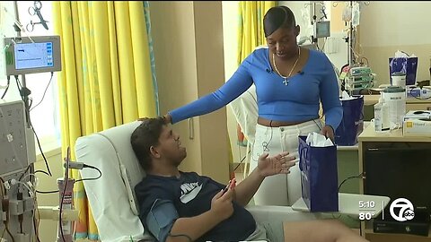 Make-A-Wish recipient pays it forward to kids undergoing dialysis treatment