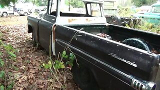 1959 Chevy Deluxe Fleetside & 1956 GMC Carrier (CTR 131)