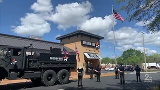 Customers observe National Anthem at Mission Barbecue