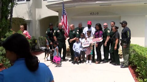 Purple Heart recipient receives keys to mortgage-free home in Lake Worth
