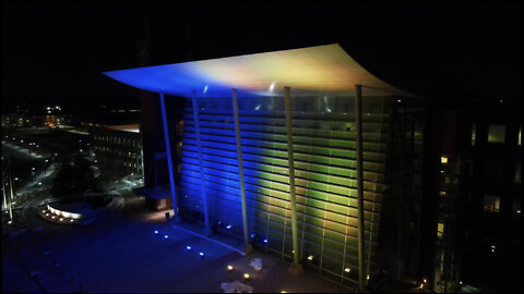 Ukrainian Flag Colors Light Up City Hall in Warren, Michigan