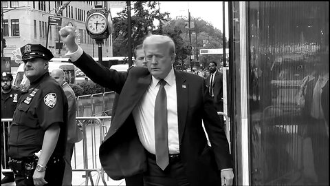 TRUMP❤️🇺🇸🥇🪽OUTSIDE TRUMP TOWER🤍🇺🇸🏅🪽 IN NEW YORK CITY💙🇺🇸🪽🌆⭐️