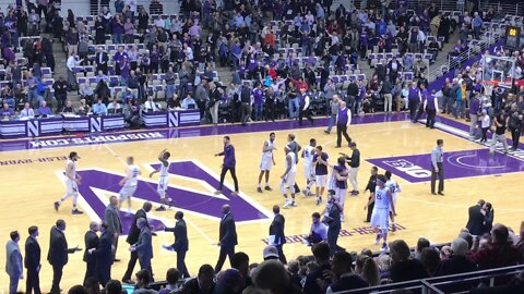 Northwestern University basketball team beats Wake Forest - November 28, 2016