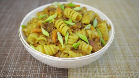 Delicious dinner in 20 minutes! PASTA IN NAVY STYLE with stewed meat in a frying pan!
