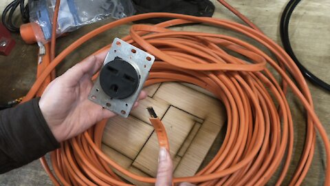 choosing the CORRECT “size “wire when wiring an electrical outlet