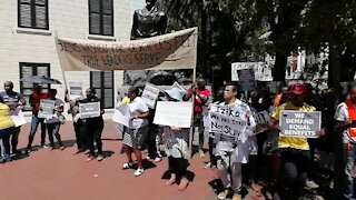 SOUTH AFRICA - Cape Town - NEHAWU Museum Picket (Video) (VjP)