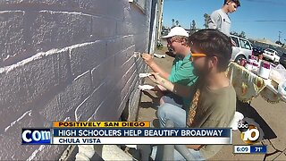 High school students help beautify key Chula Vista corridor