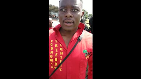 Students threaten unions with EFF leadership visit if Durban university wage dispute continues (tuW)